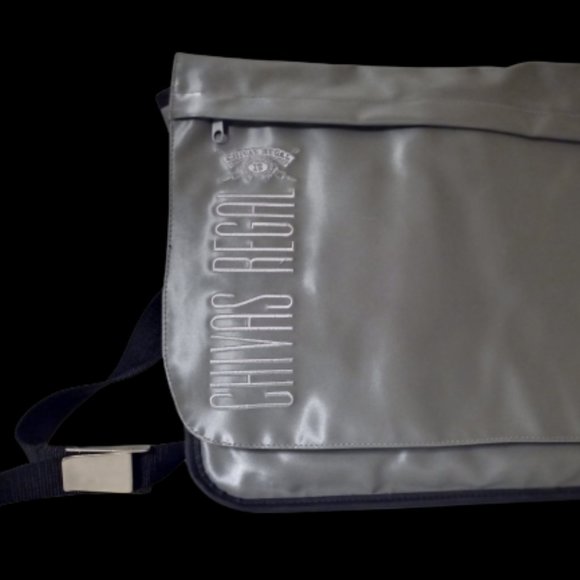 CHIVAS REGAL Gray Leather (type) Messenger Laptop BAG Unisex sheen quality - Picture 9 of 9